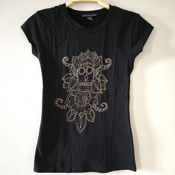 Midnight Calavera – Black & Gold Sugar Skull Tee (Small) NWOT - Picture 1 of 4